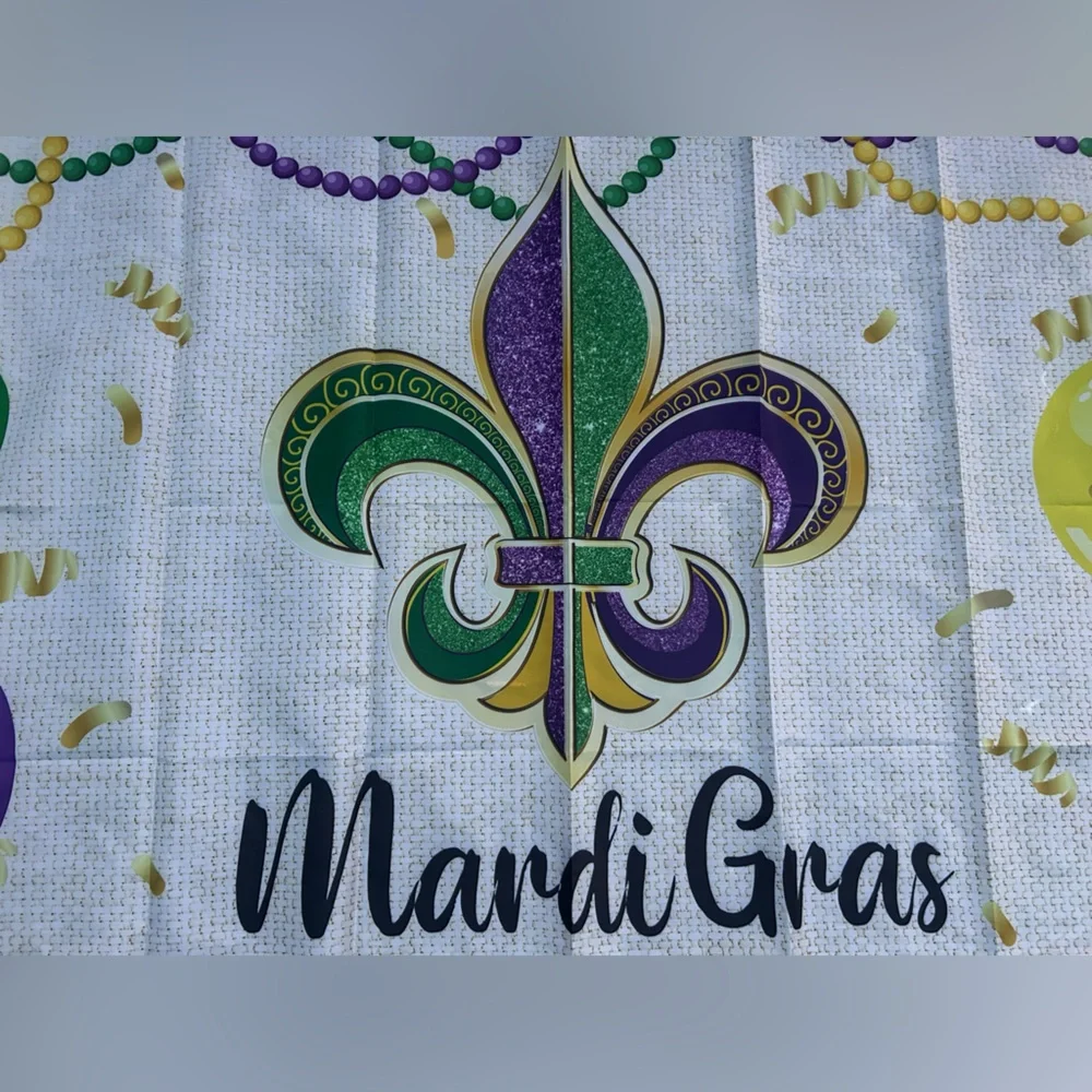 Mardi Gras fleur-de-lis Backdrop, 4 x 6, confetti designs, and strings of bead